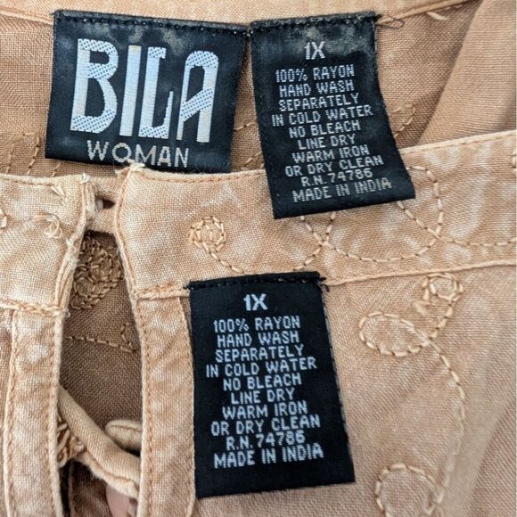 Bila Embroidered Maxi Dress Womens Size 1X Beige 2 Piece Jacket Pullover Dress - Picture 8 of 16